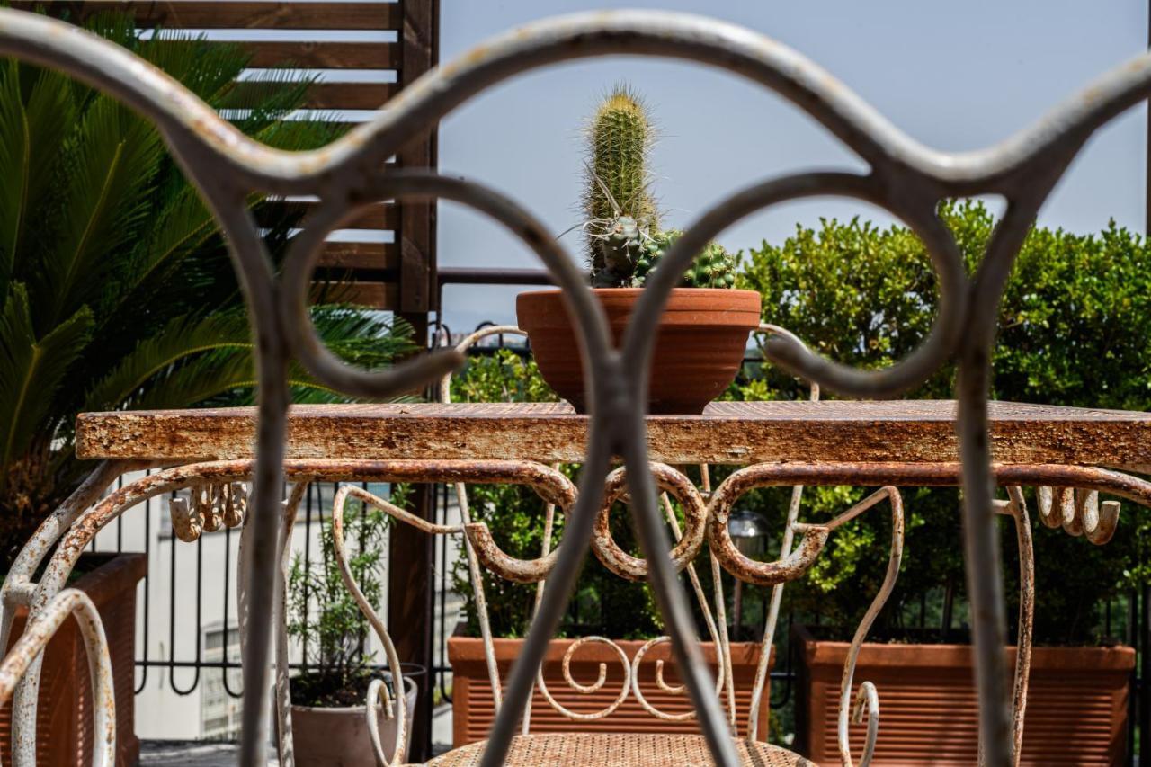 Apartamento Rooftop Porretta Citta Giardino Check-in From 3 Pm To 10 Pm Roma